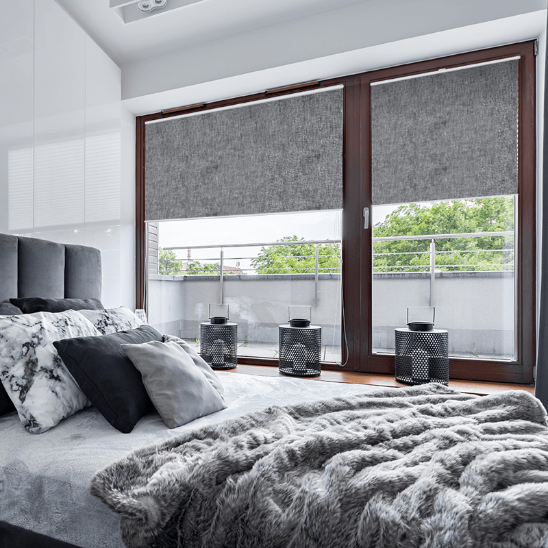 wellington-black-blind-1