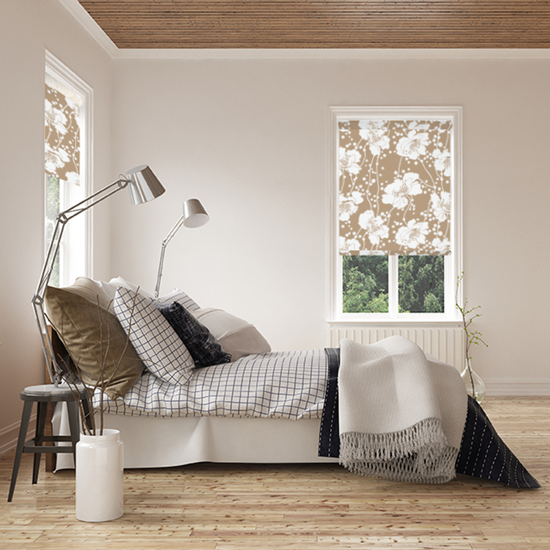 spotted-floral-nougat-blind-1